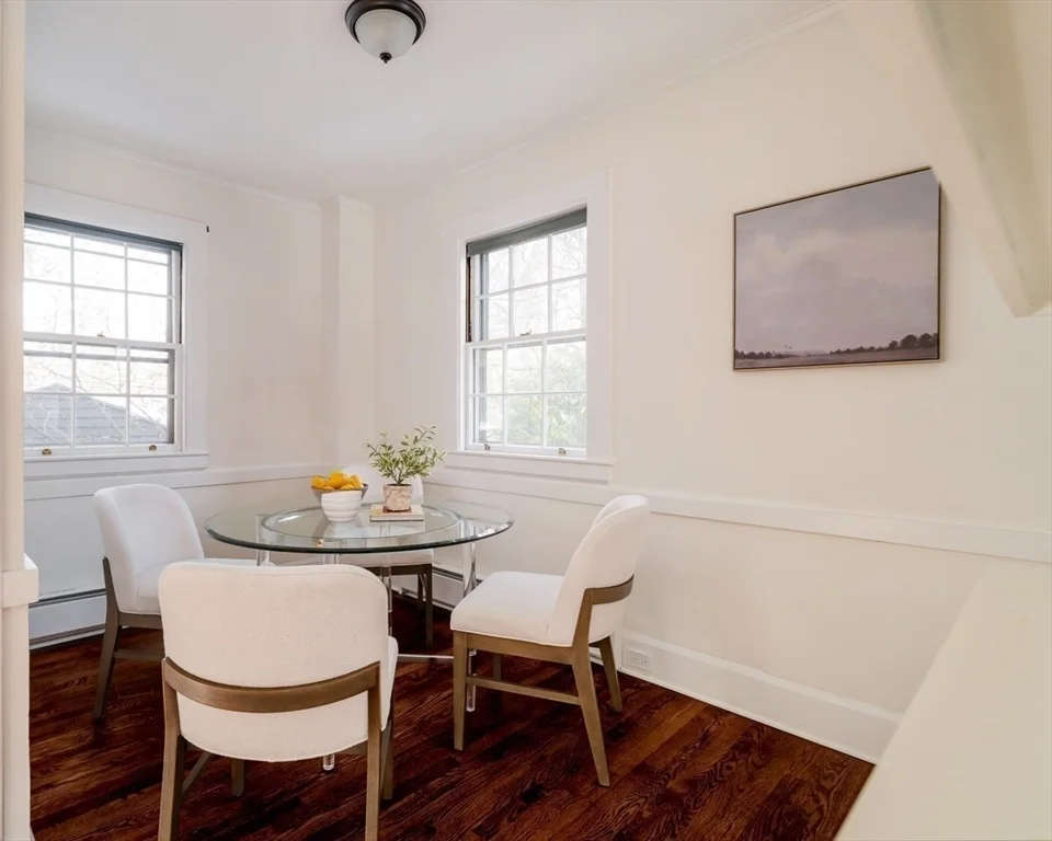 Photo of 42 Lawrence Rd