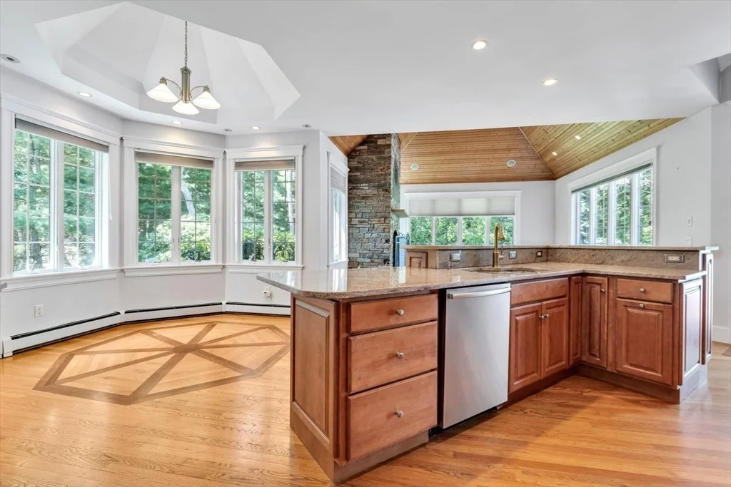 Photo of 20 Eagle Dr