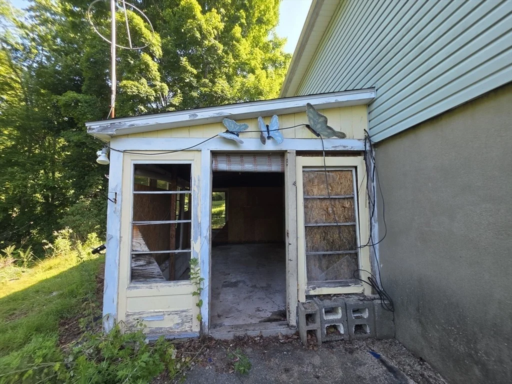 Photo of 20 Deborah St