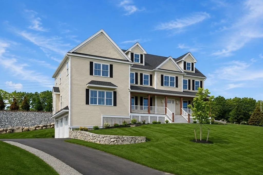 Photo of 16 Couture Way