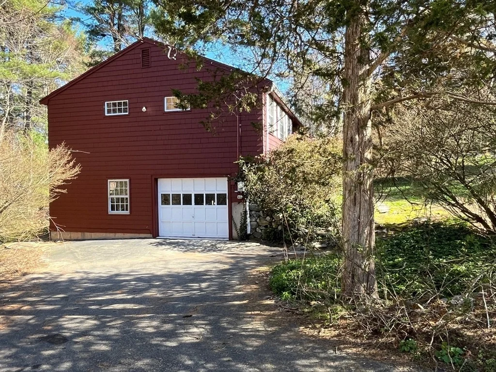 Photo of 8 Wachusett Drive