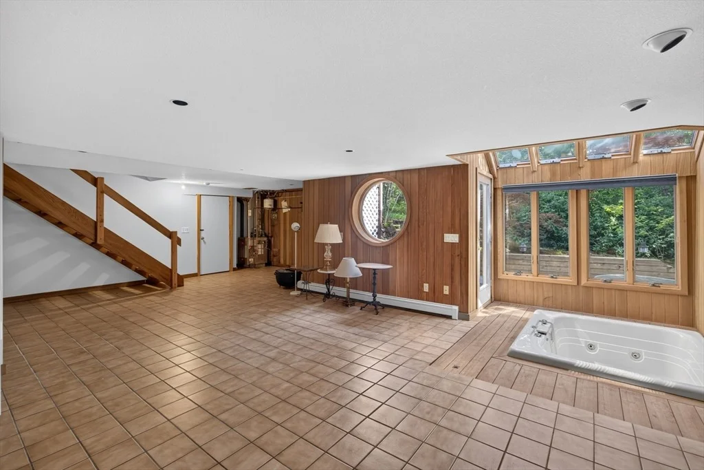 Photo of 795 Hay Rd