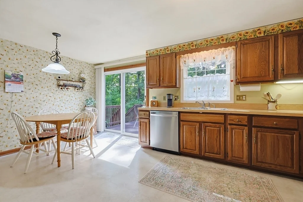 Photo of 7 Hazeltine Rd
