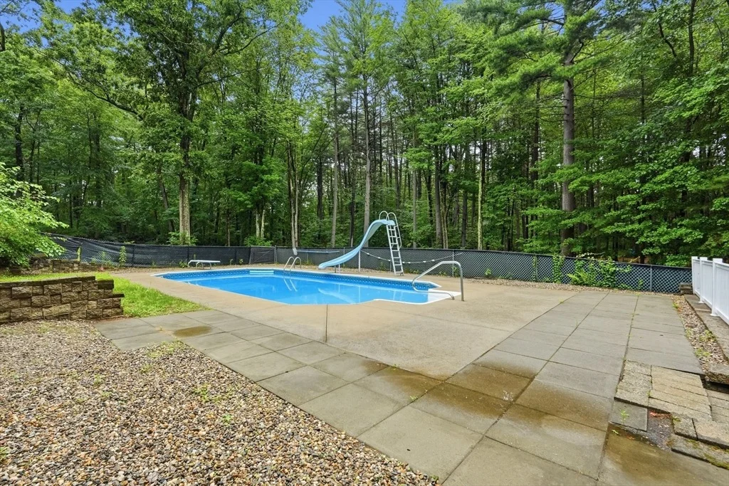 Photo of 226 Plumtree Rd