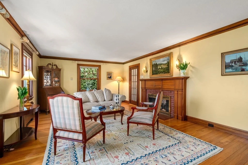 Photo of 72 Elizabeth Rd.