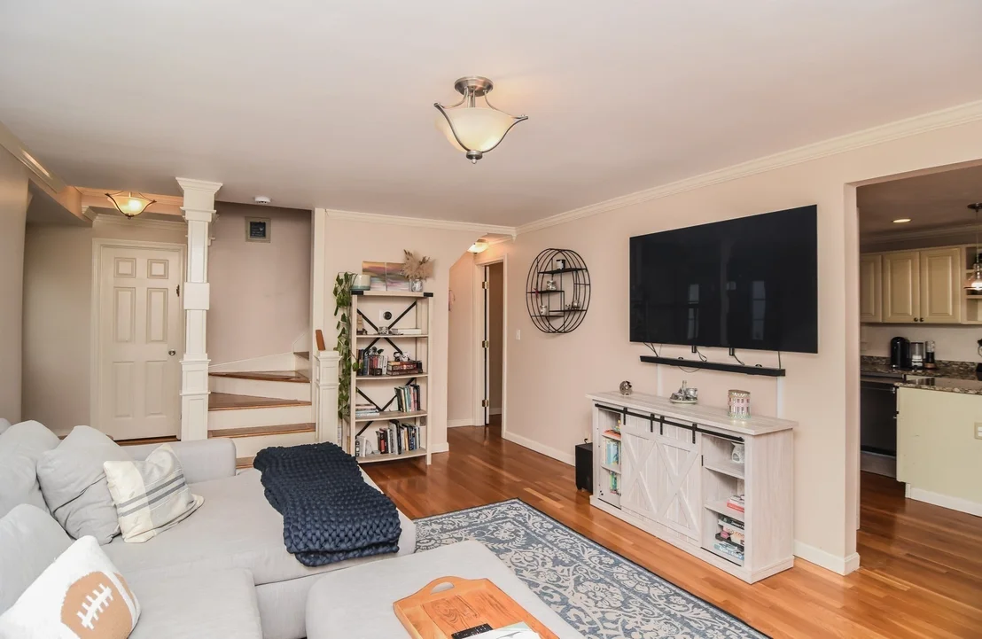 Photo of 184 Elm St