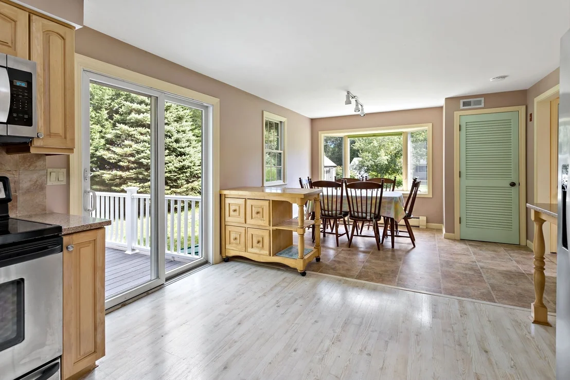 Photo of 378 Ames Way