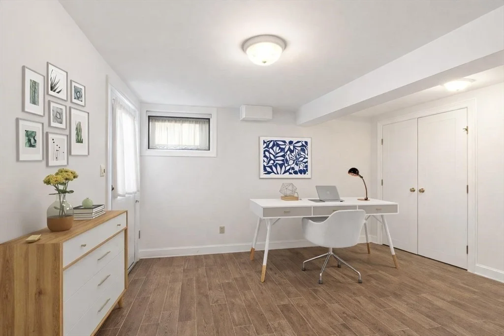 Photo of 23 Centre Ave