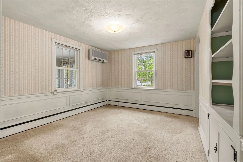 Photo of 37 Elm Crest Road