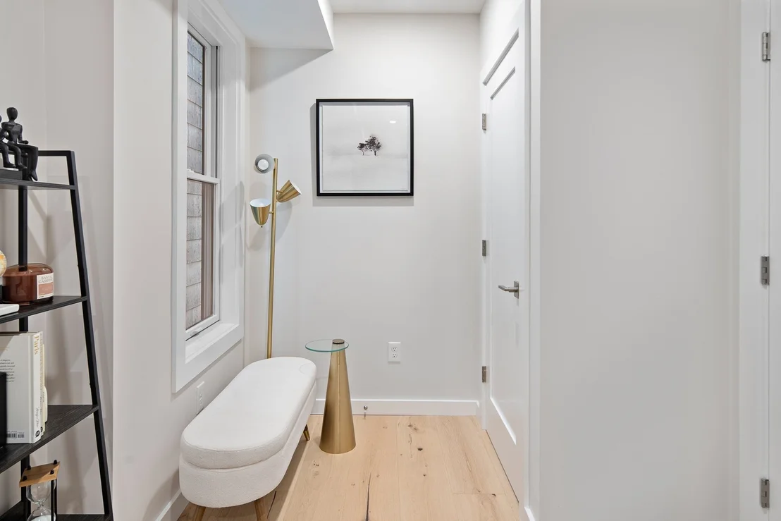 Photo of Unit 3 at 46 Everett Street