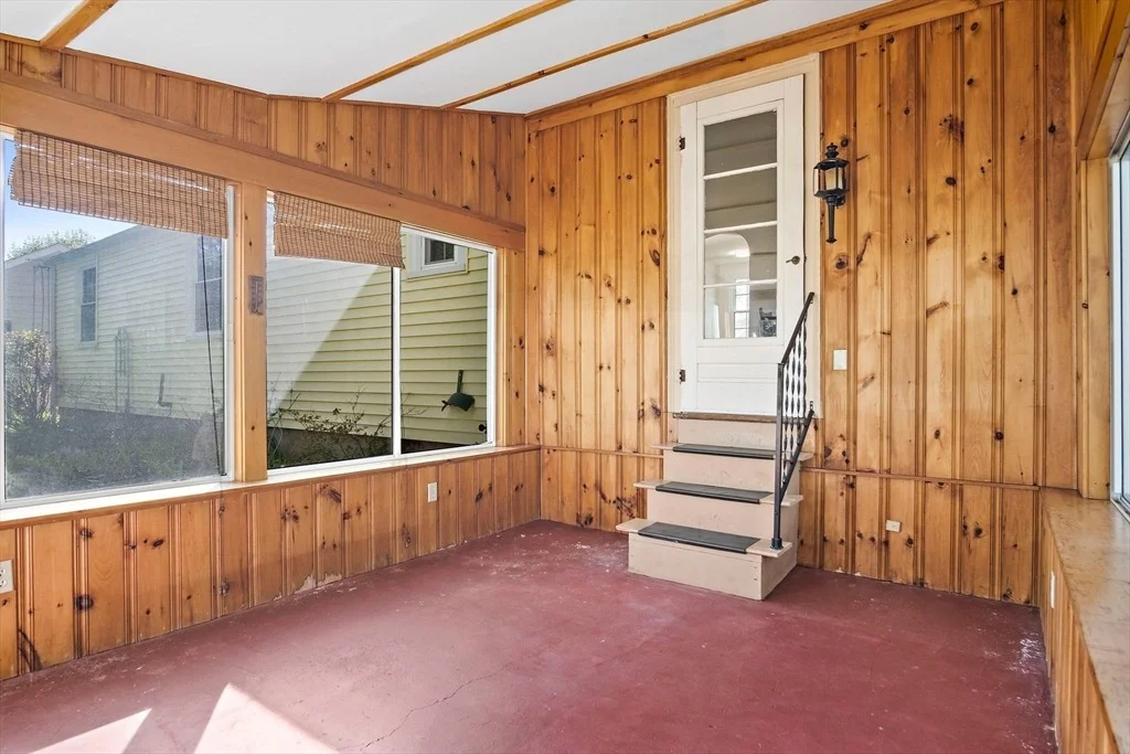 Photo of 33 Sylvan Rd