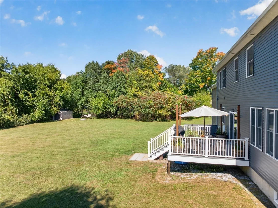 Photo of 537 Southwick Rd