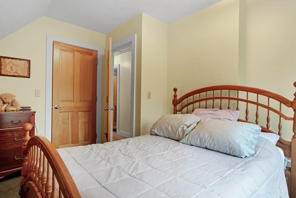 Photo of 144 Worcester Rd
