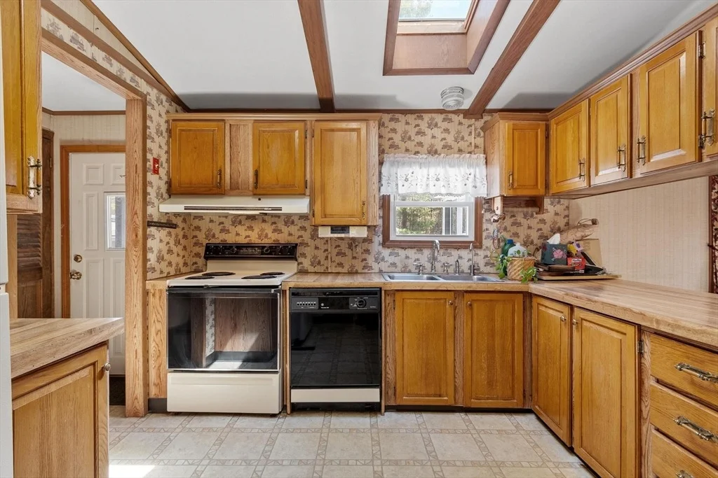 Photo of 74 Earl Drive