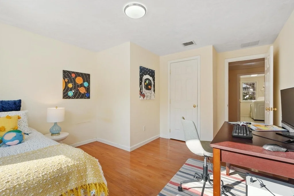 Photo of 5 Perkins Lane