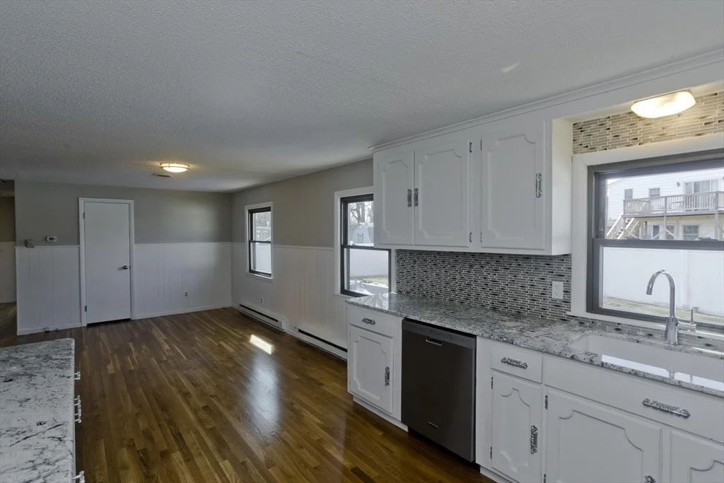 Photo of 185 Fletcher Cir