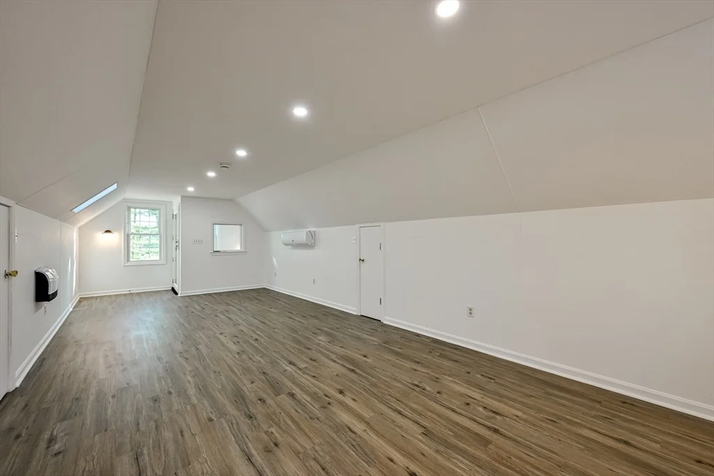 Photo of 15 Edwards Rd