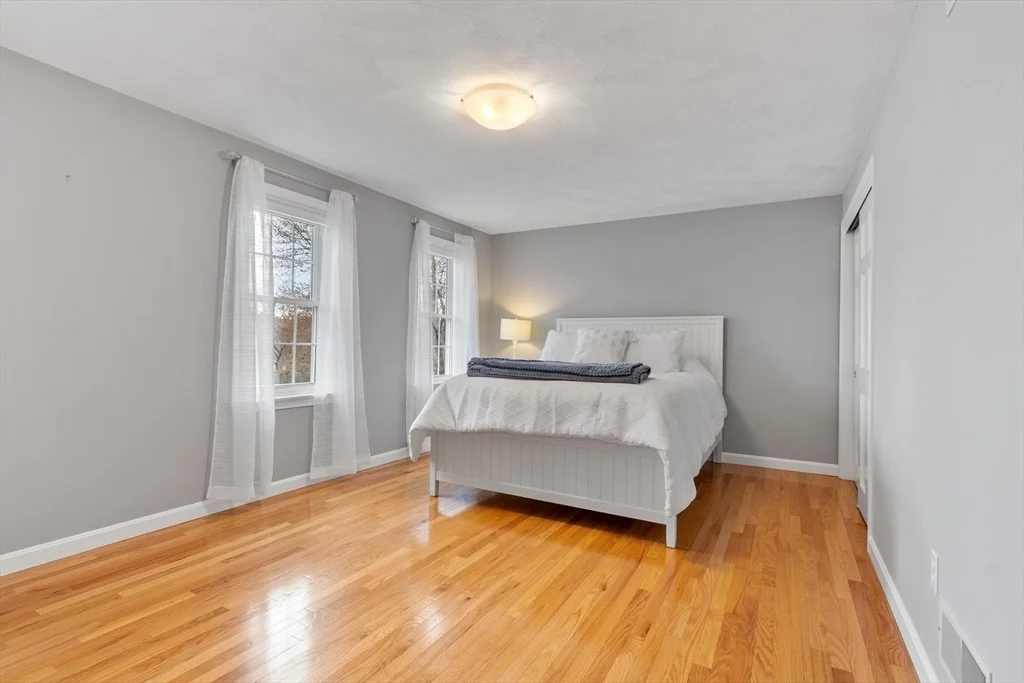 Photo of 18 Heather Drive