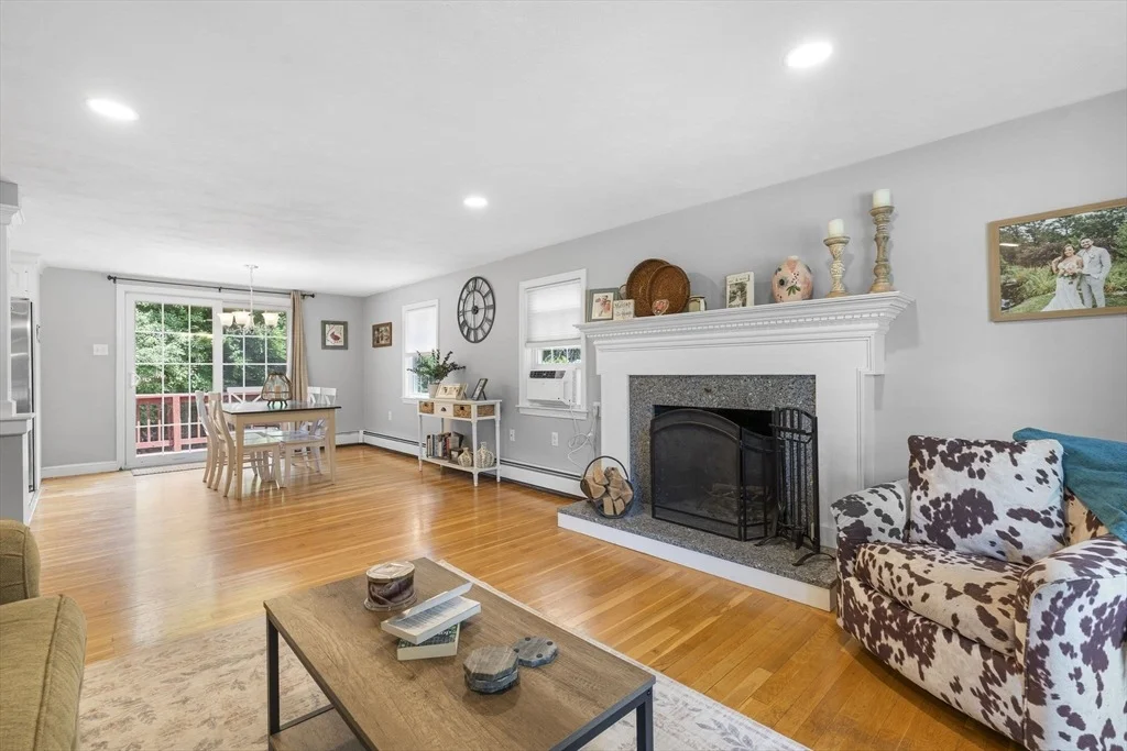 Photo of 35 Oakmeadow Ln