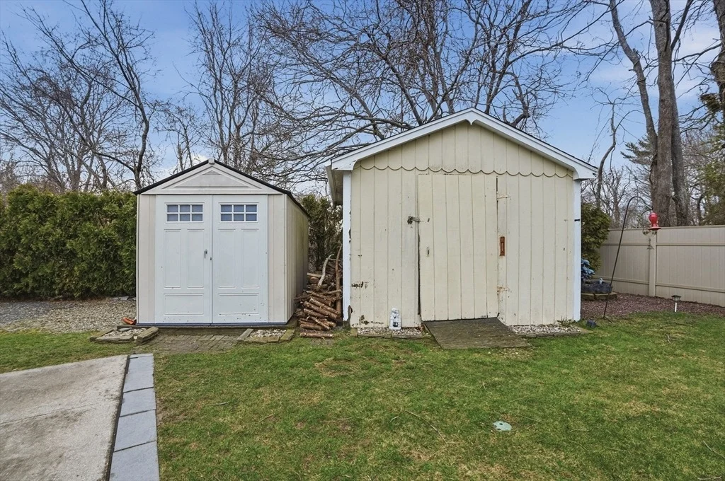 Photo of 572 Bartlett Street