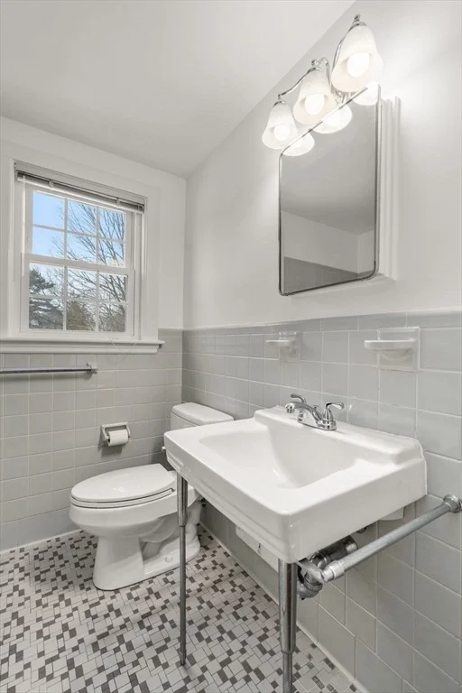 Photo of 43 Bancroft Road