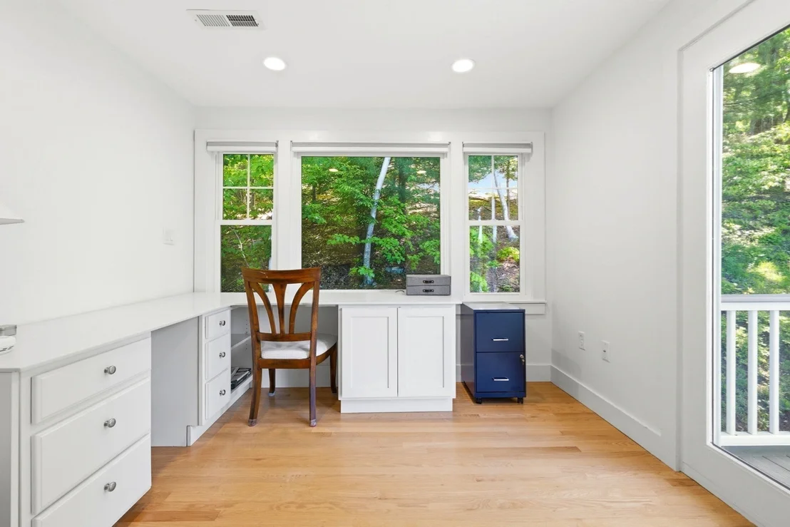 Photo of 35 Keyes Rd