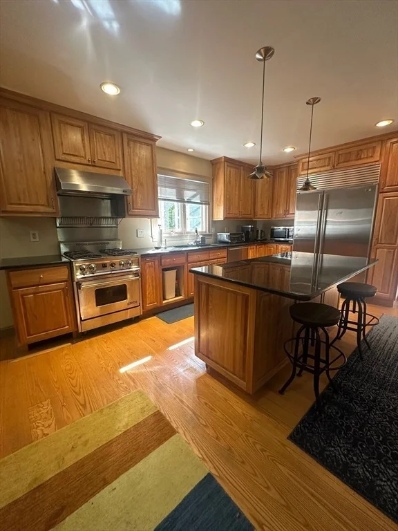 Photo of 8 Crescent St