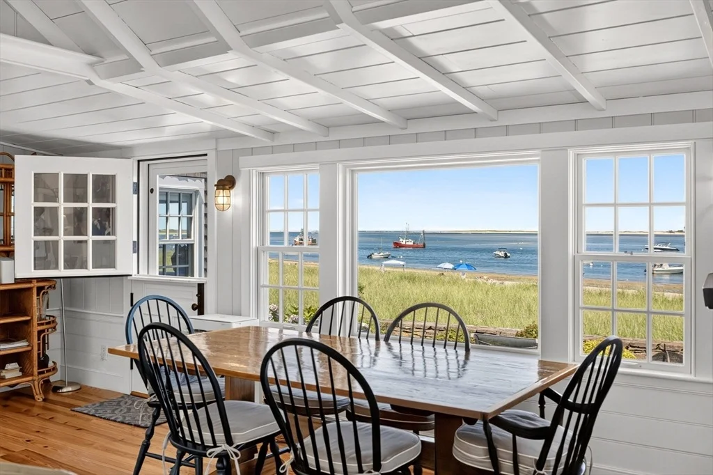Photo of 166 Shore Road