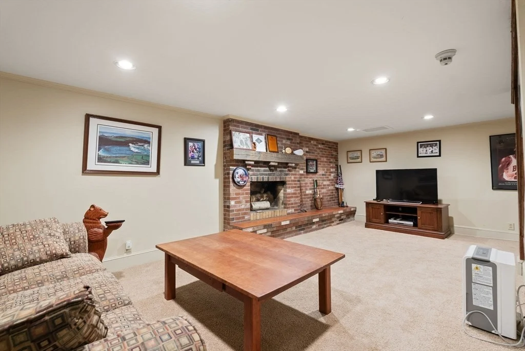 Photo of 11 Hillcrest Rd