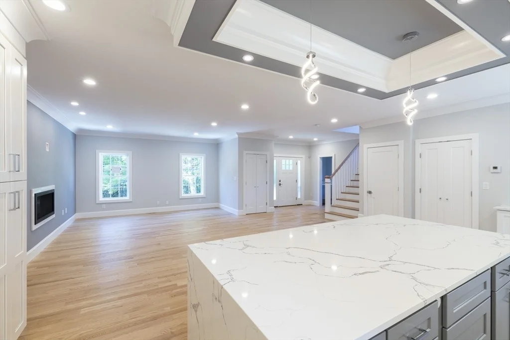 Photo of 239 Hardy Pond Road
