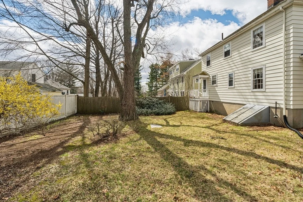 Photo of 160 Cedar Avenue
