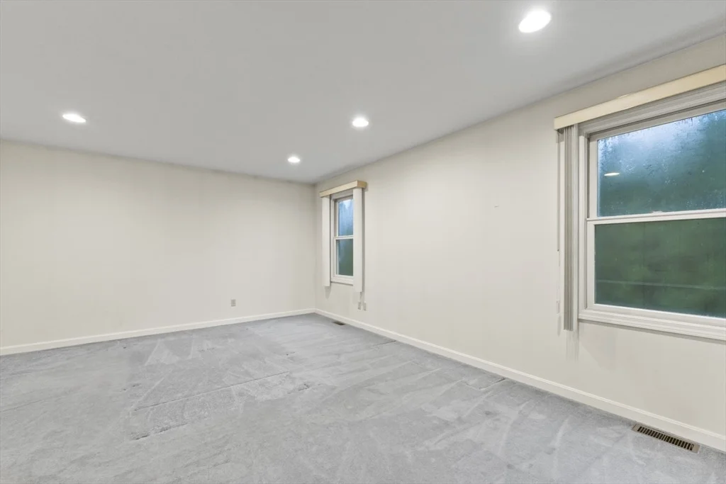 Photo of 72 Ida Lane