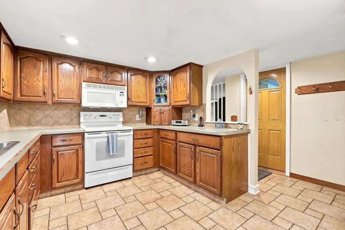 Photo of 6 Ragged Hill Rd