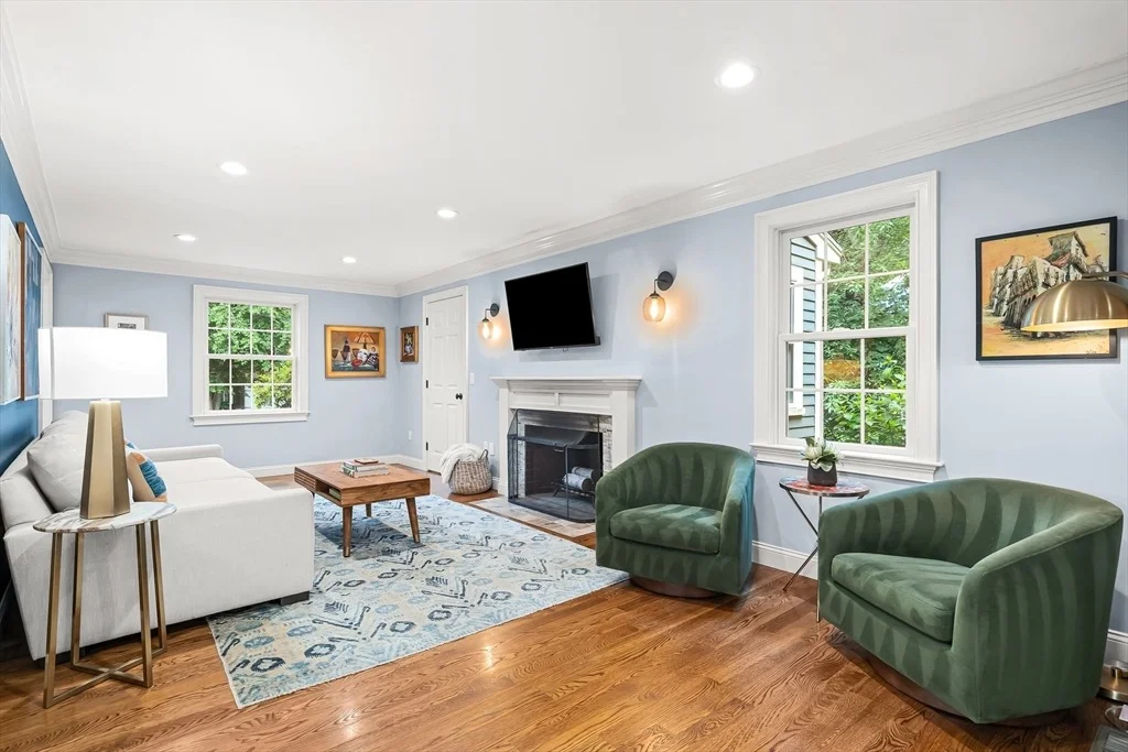 Photo of 10 Kirkland Circle