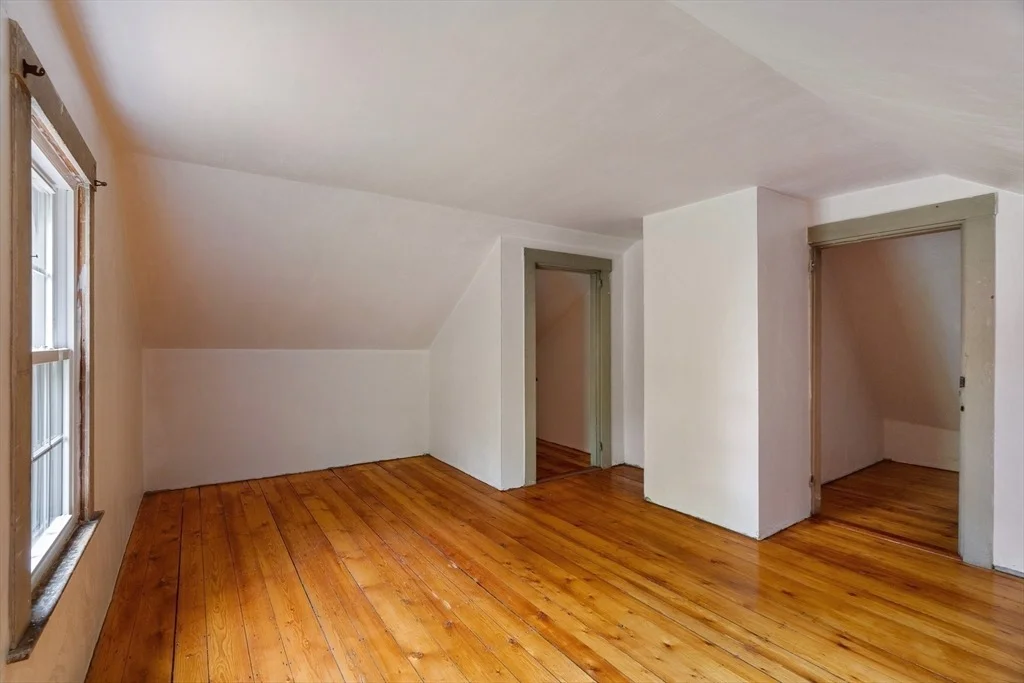 Photo of 36 Maple Ave