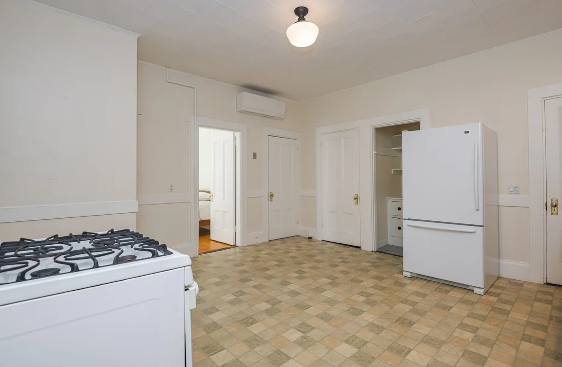 Photo of 36 Warren Street