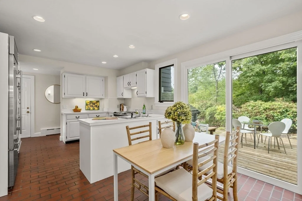 Photo of 11 Grayson Ln