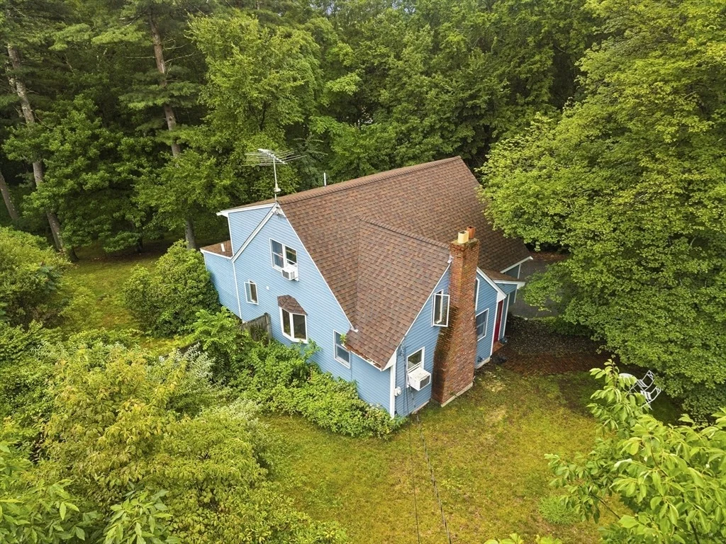 Photo of 412 Andover St