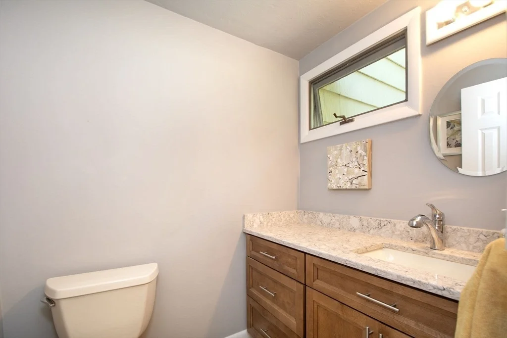 Photo of 9 Dennis Circle