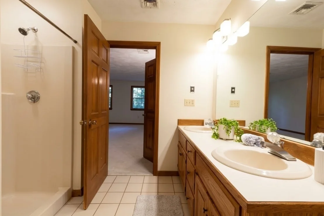 Photo of 4 Mead Circle