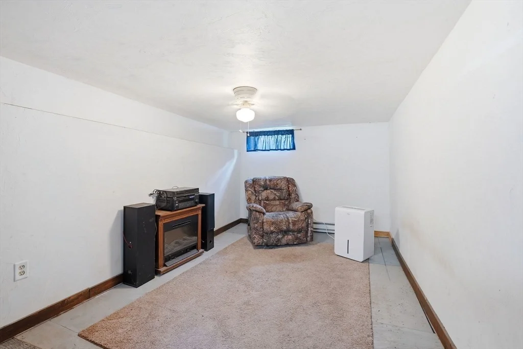 Photo of 13 Clapp Rd