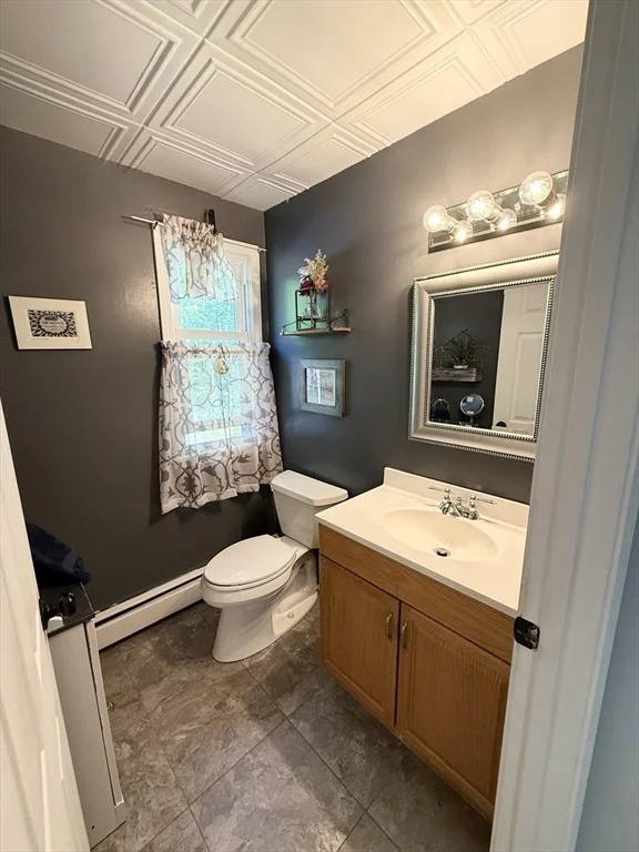 Photo of 48 Vincent Cir