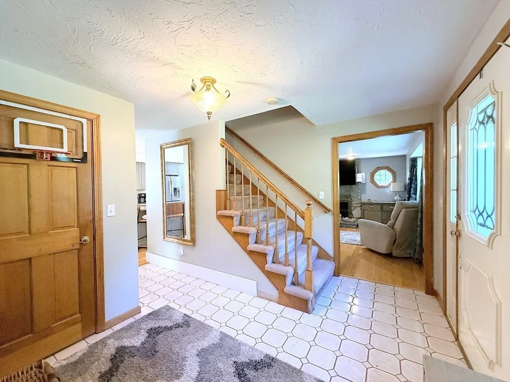 Photo of 23 Bellstone Dr