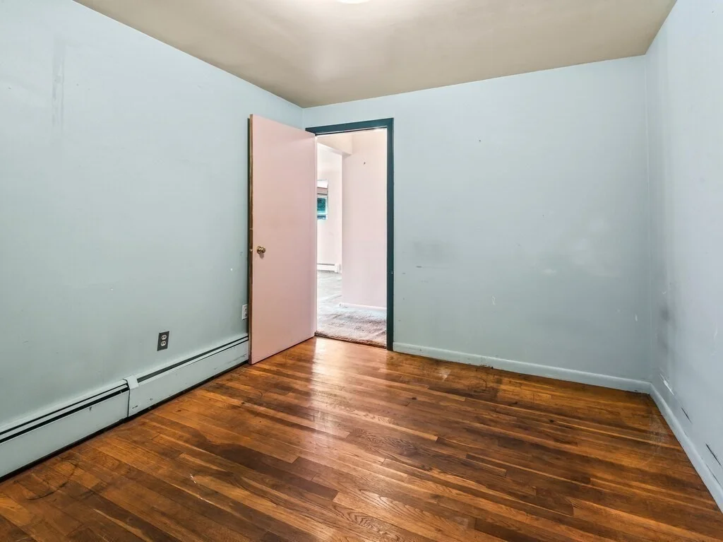 Photo of 60 Burbank Rd