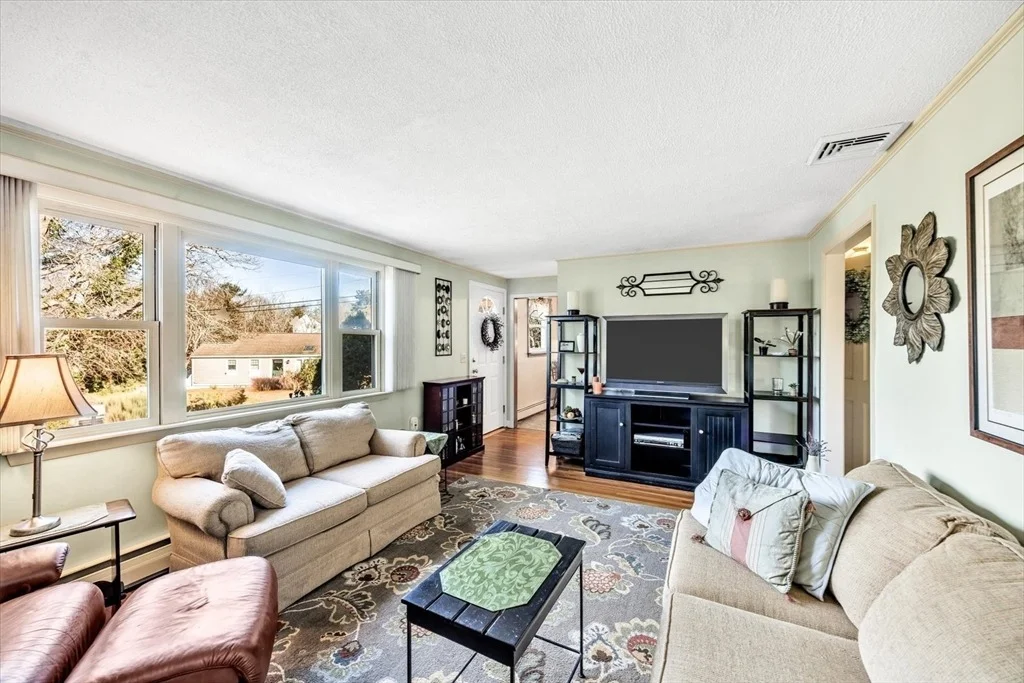 Photo of 48 Maple St