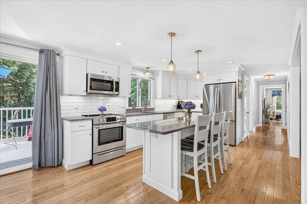 Photo of 17 Hilltop Dr
