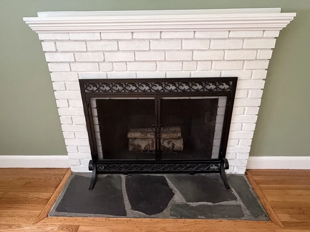 Photo of 7 Wayne Dr