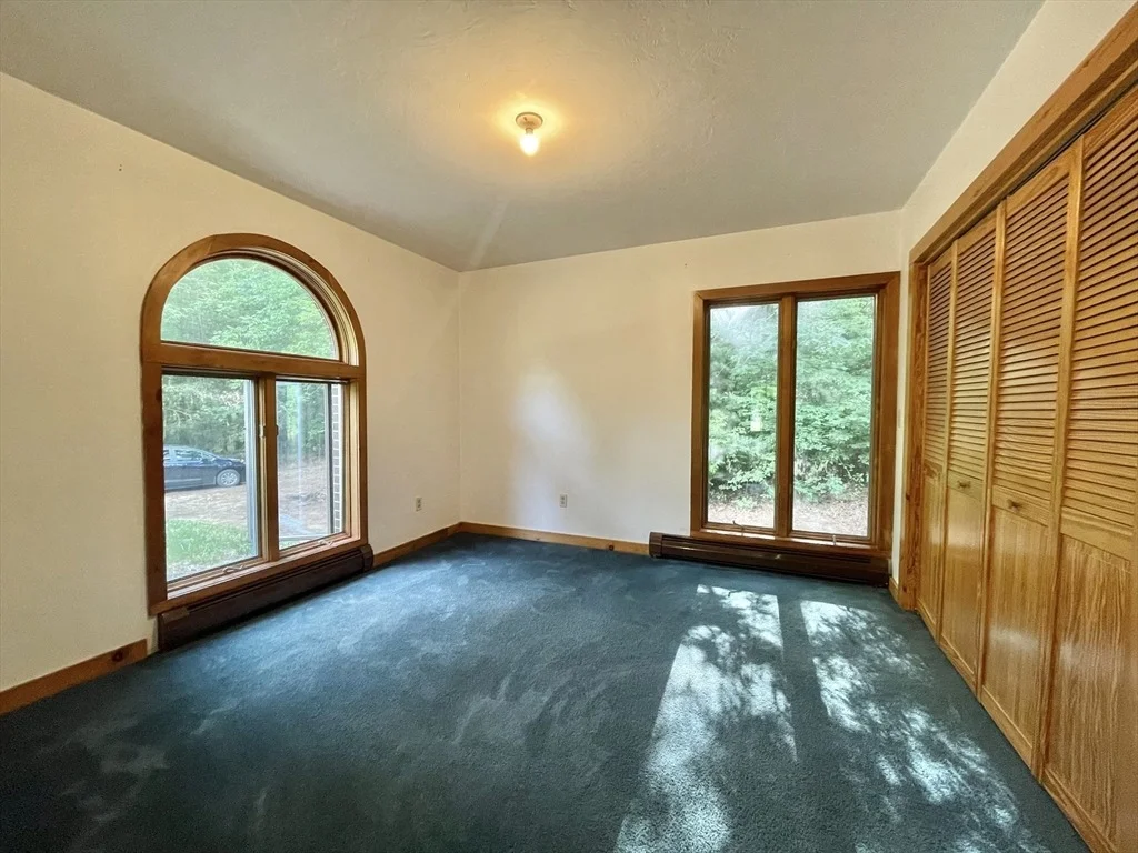 Photo of 697 Lower Rd