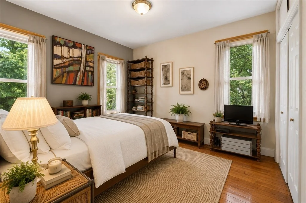 Photo of 10 Eldridge Pl