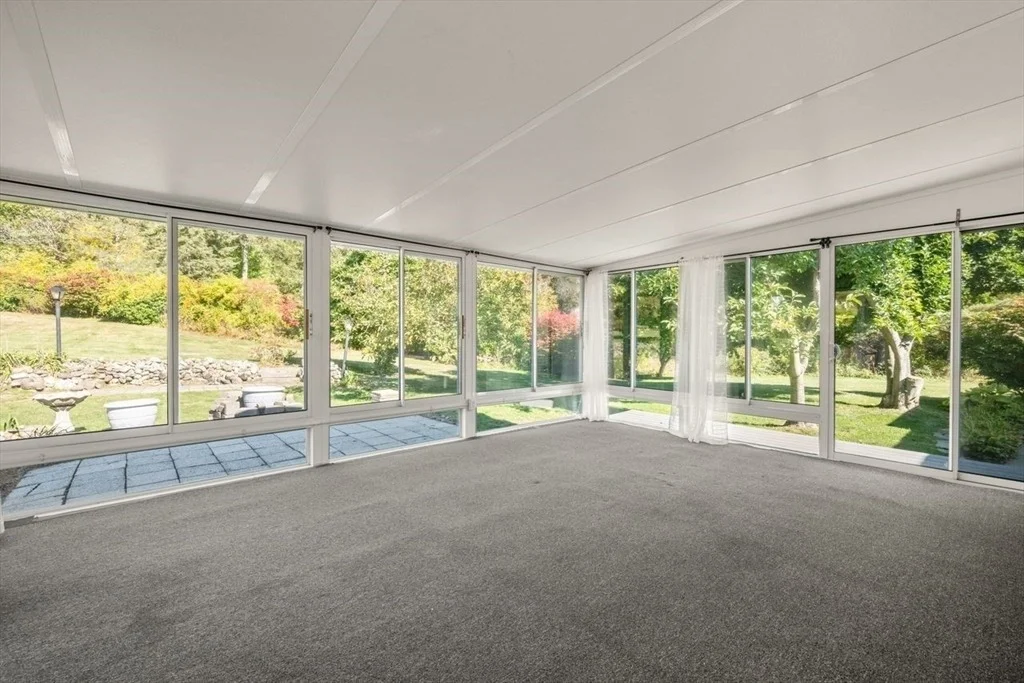 Photo of 56 Meadowview Road